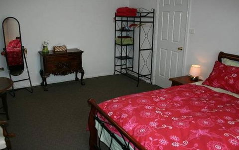Christmas Tree Cottage - SA Accommodation 1
