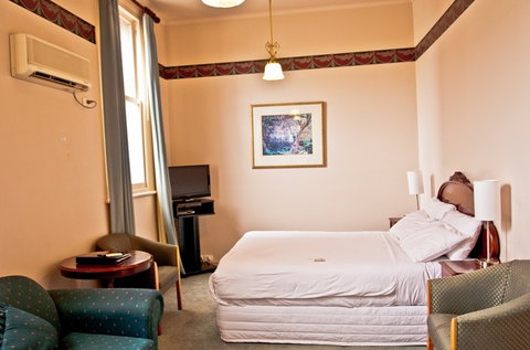 Hotel Shamrock - SA Accommodation 0