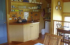 Blossoms Bed And Breakfast - SA Accommodation 4