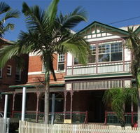 Maclean Hotel - SA Accommodation