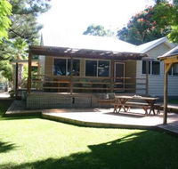 Pine Cottage - SA Accommodation