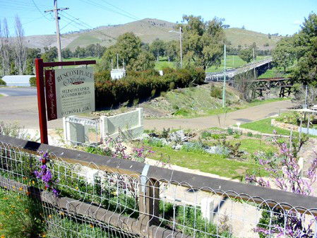 Gundagai Historic Cottages Bed And Breakfast - SA Accommodation 2