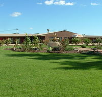Newell Motor Inn - SA Accommodation