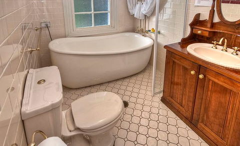 Bridal Falls Cottage - SA Accommodation 0