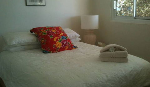Absolute Beachfront Manly Bed And Breakfast - SA Accommodation 4