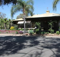 Lake Forbes Motel - SA Accommodation