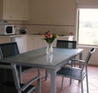 Burns B and B and Yabby Farm - SA Accommodation