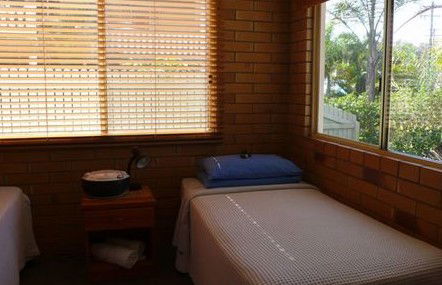 Shoreline Apartments Woodgate Beach - SA Accommodation 2
