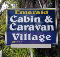 Emerald Cabin and Caravan Village - SA Accommodation