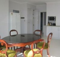 Olas Holiday House - SA Accommodation