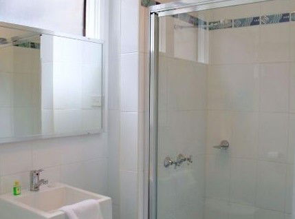 Como Holiday Apartments And Tropical Nites Motel - SA Accommodation 3