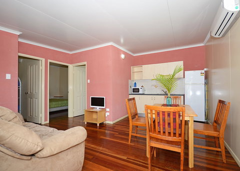 Ned Kellys Motel - SA Accommodation 4