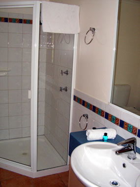 Sunbird Gardens - SA Accommodation 5