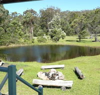Possums Hollow and Hooters Hut - SA Accommodation