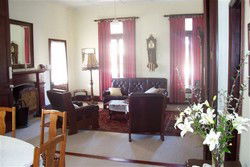 Guy House Bed And Breakfast - SA Accommodation 1