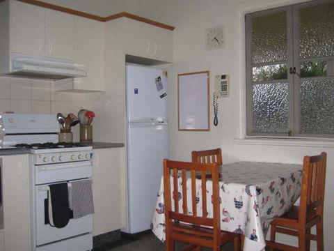 Hope Cottage Country Retreat At Assmanshausen Winery - SA Accommodation 1