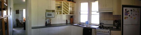 Hope Cottage Country Retreat At Assmanshausen Winery - SA Accommodation 2