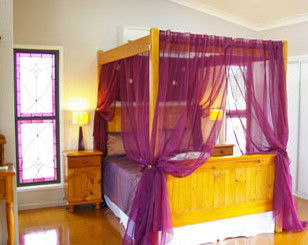 Whispers Of The Valley - SA Accommodation 3