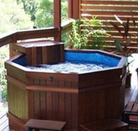 Ravensbourne Escape Tree Tops - SA Accommodation