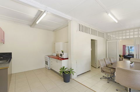 Strand Motel - SA Accommodation 7
