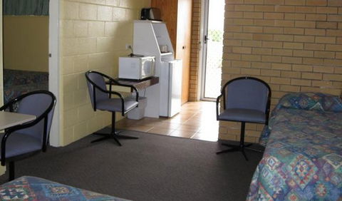 Central Motel Ipswich - SA Accommodation 2
