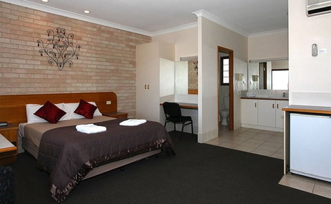 Clifford Gardens Motor Inn - SA Accommodation 4