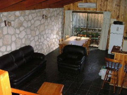 Honeymyrtle Cottage - SA Accommodation 3