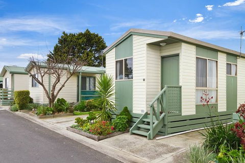 Chelsea Holiday Park - SA Accommodation 1