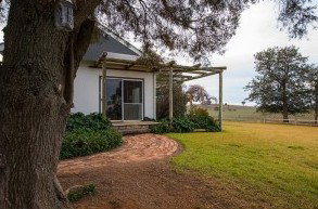 Colenso Country Retreat And Walker’s Cottage  - SA Accommodation 4