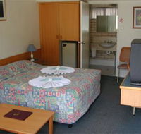 Tropical Gateway Motor Inn - SA Accommodation