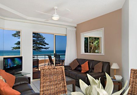 Coolum Baywatch Resort - SA Accommodation 2