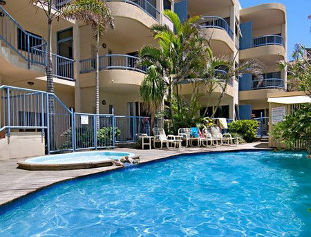 Coolum Baywatch Resort - SA Accommodation 5