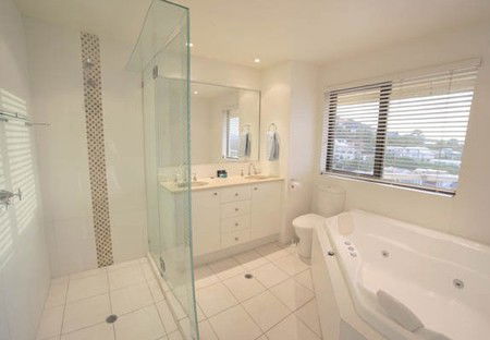 Coolum Caprice - SA Accommodation 3