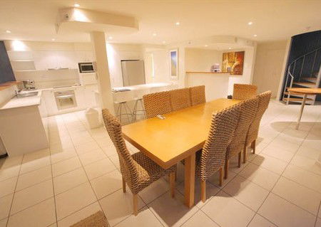Coolum Caprice - SA Accommodation 4