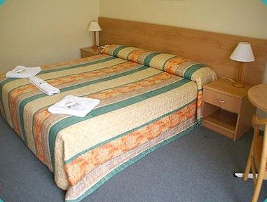 Rest Easy Motel - SA Accommodation 3