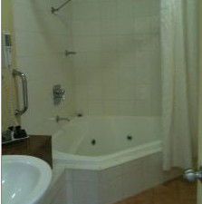 Golden Guitar Motor Inn - SA Accommodation 4