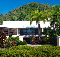 Comfort Inn  Suites Trinity Beach Club - SA Accommodation