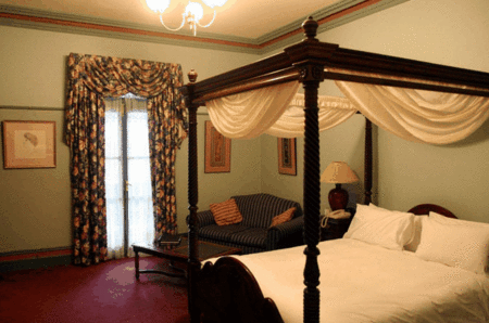 The Yarra Glen Grand Hotel - SA Accommodation 0