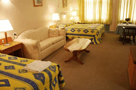 Royal Centrepoint Motel - SA Accommodation 1
