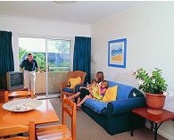 Ocean Side Hawks Nest - SA Accommodation 4