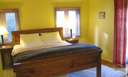 Moniques Bed And Breakfast - SA Accommodation 4