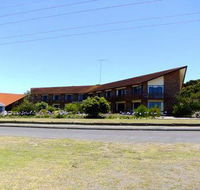 Comfort Inn Wisteria Lodge - SA Accommodation