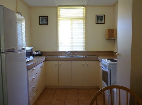 Park Avenue Holiday Units - SA Accommodation 5