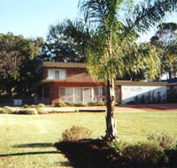 Seaview Holiday Apartments - SA Accommodation