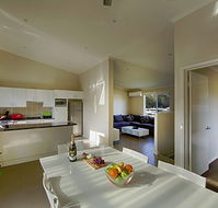 Middle Rock Holiday Resort - SA Accommodation