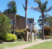 Beachfront Units Merimbula - SA Accommodation