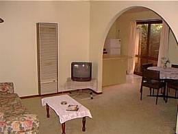 Hyatt Apartments - SA Accommodation 0