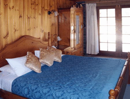 Mclaren Ridge Log Cabins - SA Accommodation 2