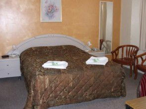 Chadstone Executive Motel And Serviced Apartments - SA Accommodation 2