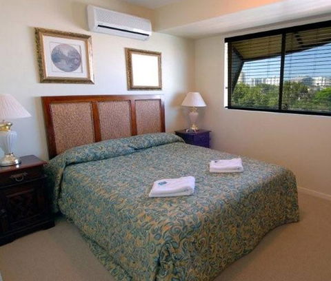 Excellsior Holiday Apartments - SA Accommodation 2
